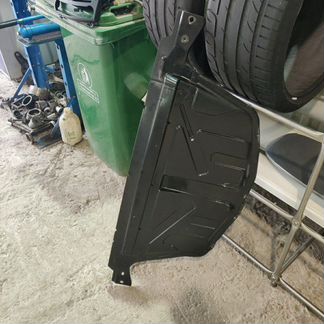 Моторный щит на Мерседес-A2516201478