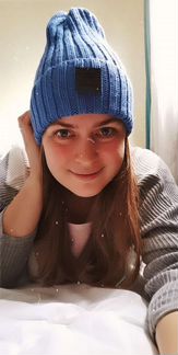 Вязаная шапка