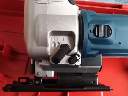 Профессиональный лобзик bosch GST 60P