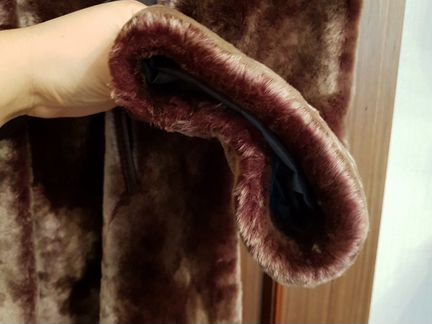 Шуба мутон с песцовым воротником 52р