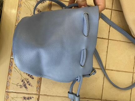 Сумка на длинном ремешке новая