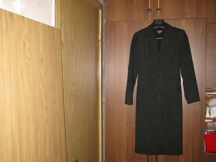 Деловое женское платье