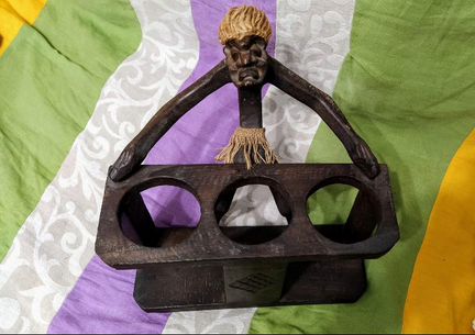 Индийская дерев.подставка под бутылки.Ручная работ