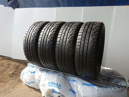 225 55 17 Pirelli Winter 210 Sottozero Serie II k