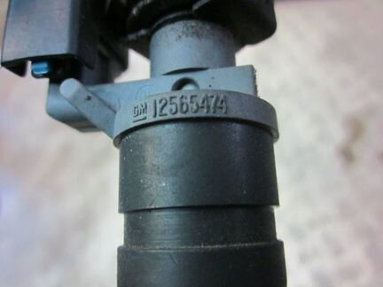 Форсунка топливная для Опель Вектра Б С 2.2 Z22SE