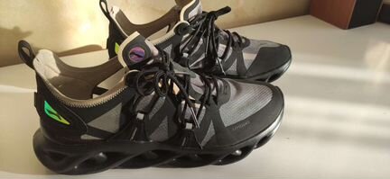 Кроссовки li-ning новые р43,5