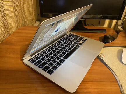 Apple MacBook Air 11