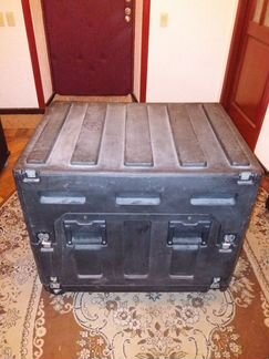 Продам рэковую стойку SKB