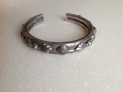 Массивный серебряный браслет