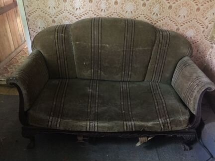 Диван старинный 19 век