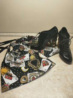 Туфли лакированные на каблуках Dolce Gabbana 37