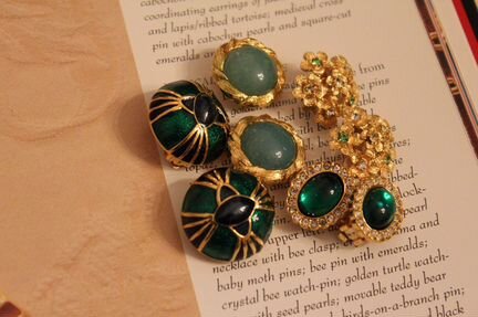 Винтажные клипсы,зелёный цвет