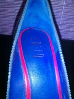 Туфли на танкетке