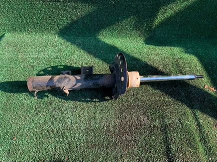 Амортизатор подвески задний левый Land Rover