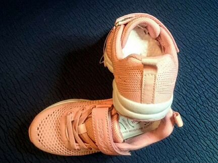 Кроссовки розовые Котофей 27р