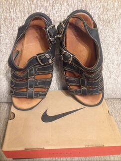 Сандали Nike