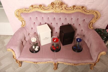 Роза в колбе