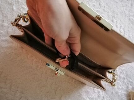 Клатч женский кожаный Dissona