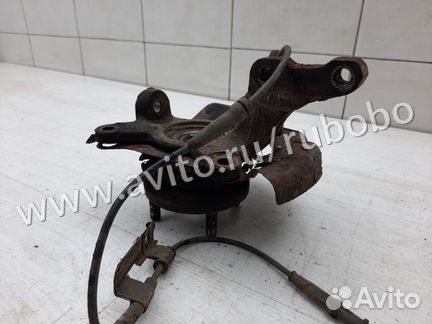 Кулак передний левый Hyundai Accent 2 G4EC 2008