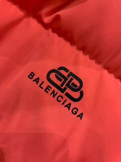 Пуховик Balenciaga