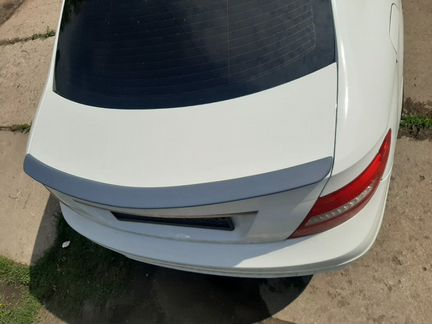 Мерседес С 204 спойлер на крышку багажника