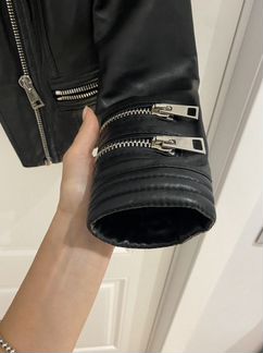 Кожаная куртка Yulia Wave