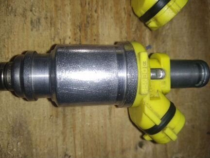Форсунки Toyota 3S-FE 23250-74040 Denso б.у