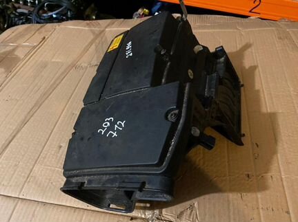 Корпус воздушного фильтра Mercedes A2710900901