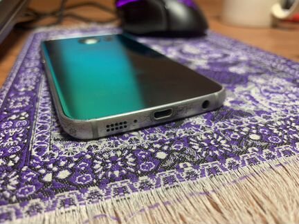 Телефон Samsung