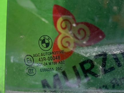 Стекло заднее левое Bmw X1 E84 N46B20BD 2.0L 2012