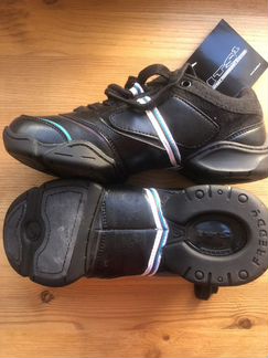 Новые кроссовки для танцев джазовки hiphop 35-36 F