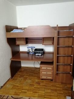 Детская кровать со столом и шкафом Лазурит