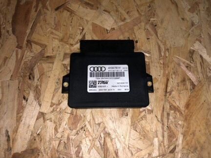 Блок управления стояночного тормоза Audi A8 D4