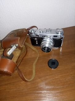 Пленочный фотоаппарат Зоркий-6