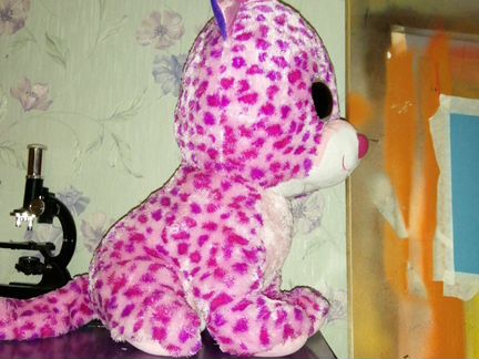 Розовый леопард