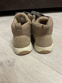 Ботинки zara новые для мальчика