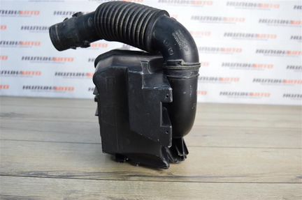 Резонатор воздушного фильтра Пежо 206 1.4 TU3