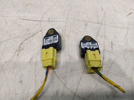 Датчик удара боковой Hyundai i30 1 2007 - 2012