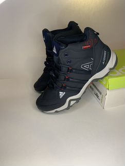 Зимние Ботинки Adidas (новые)