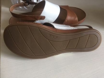 Новые босоножки Clarks