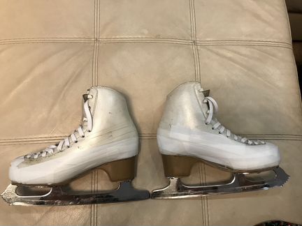 Профессиональные фигурные коньки Edea Chorus