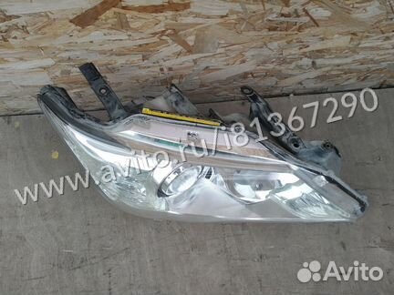 Фара правая Toyota Camry v50