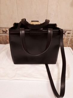 Сумки Salvadore Ferragamo, Louis Vuitton