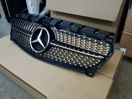 Решетка радиатора Mercedes CLA 117