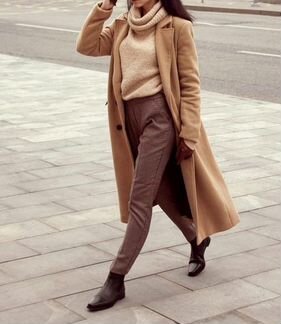 Пальто карамельное,бежевое
