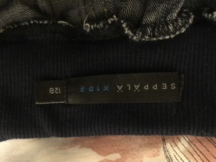 Джинсы р 128 новые