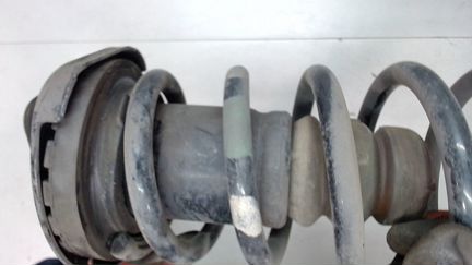 Пружина подвески левая задняя Volvo XC60, 2012