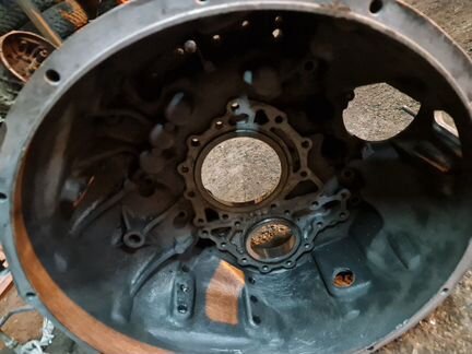 Картер сцепления (колокол) кпп zf