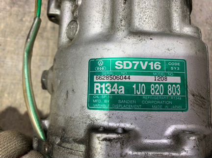 Компрессор кондиционера A0002303811 Мерседес W638