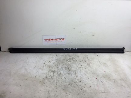 Уплотнитель стекла передний левый Volkswagen